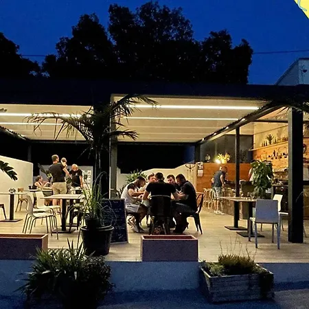 Mobil-home Avec Terrasse A - Api-1-52-190 Campingplads